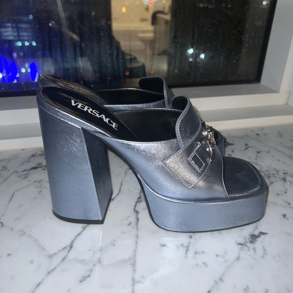 Versace mules - Picture 7 of 8
